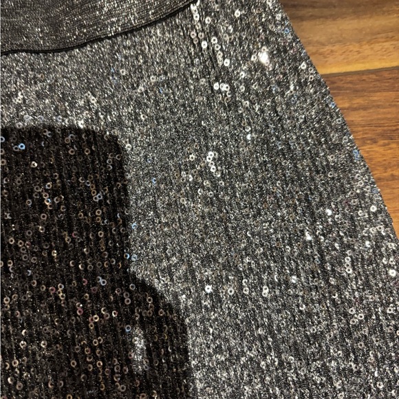 Sparkly skirt. NWT.  Size small - Picture 5 of 5